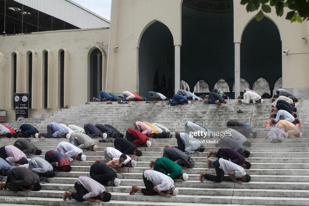 Muslims pray on Friday prayers at Baitul Mukarram Mosque